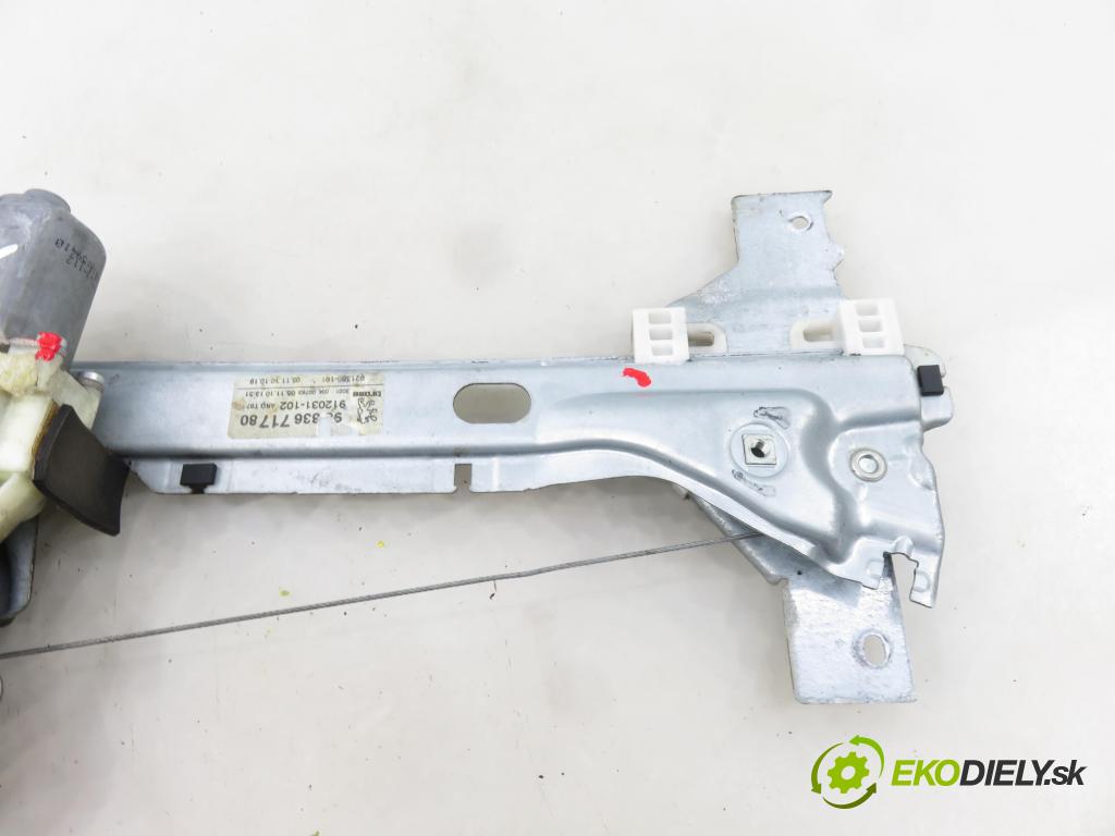 PEUGEOT 5008 (0U_, 0E_) VAN 2010 82,00 1.6 HDi - 9HR (DV6C) 1560,00 Mechanizmus okien 912250104