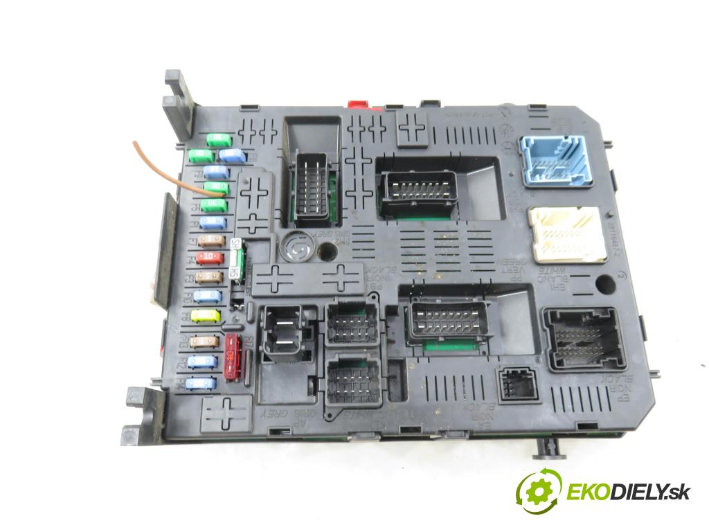 PEUGEOT 5008 (0U_, 0E_) VAN 2010 82,00 1.6 HDi - 112 9HR (DV6C) 1560,00 MODUL BSI 966689568002