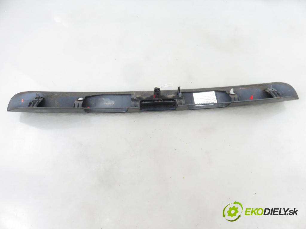PEUGEOT 5008 (0U_, 0E_) VAN 2010 82,00 1.6 HDi - 112 9HR (DV6C) 1560,00 Zadné čelo dverí kufor 9684414777