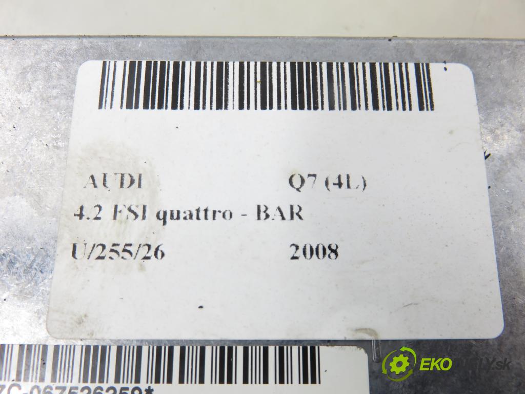 AUDI Q7 (4L) SUV 2008 257,00 4.2 FSI 350 quattro - BAR 4163,00 MODUL BLUETOOTH 4E0910336G ; 4E0862335