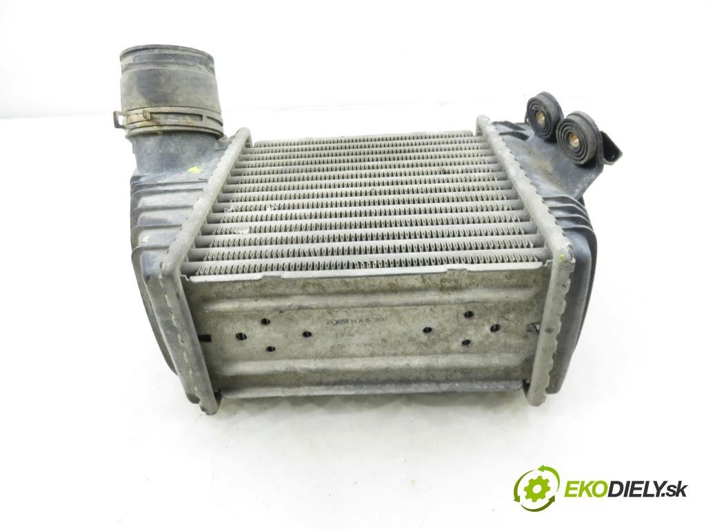 SEAT LEON (1M1) HB 2001 81,00 1.9 TDI - ASV 1896,00 chladič intercooler 1J0145803F