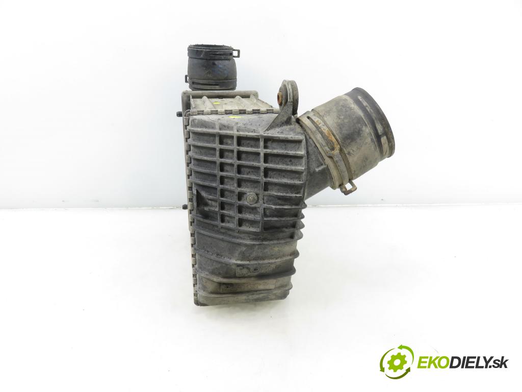 SEAT LEON (1M1) HB 2001 81,00 1.9 TDI - ASV 1896,00 chladič intercooler 1J0145803F