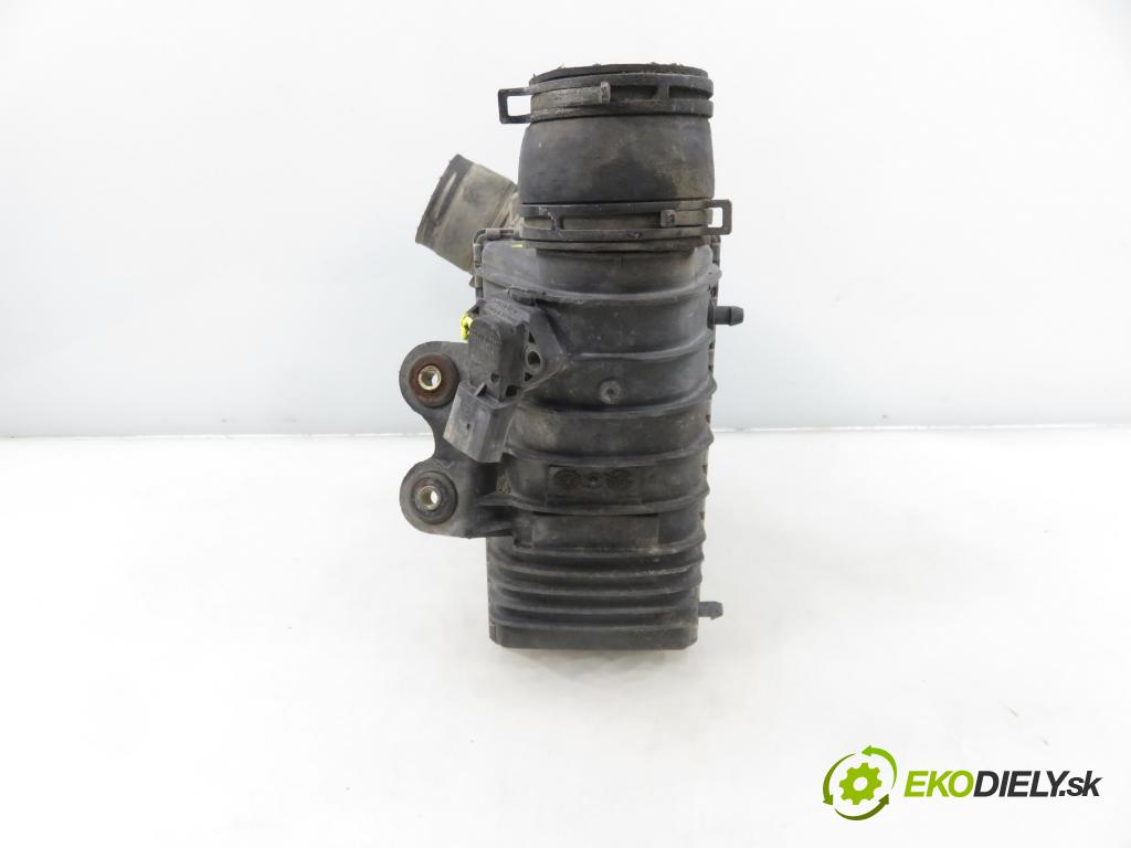 SEAT LEON (1M1) HB 2001 81,00 1.9 TDI - ASV 1896,00 chladič intercooler 1J0145803F