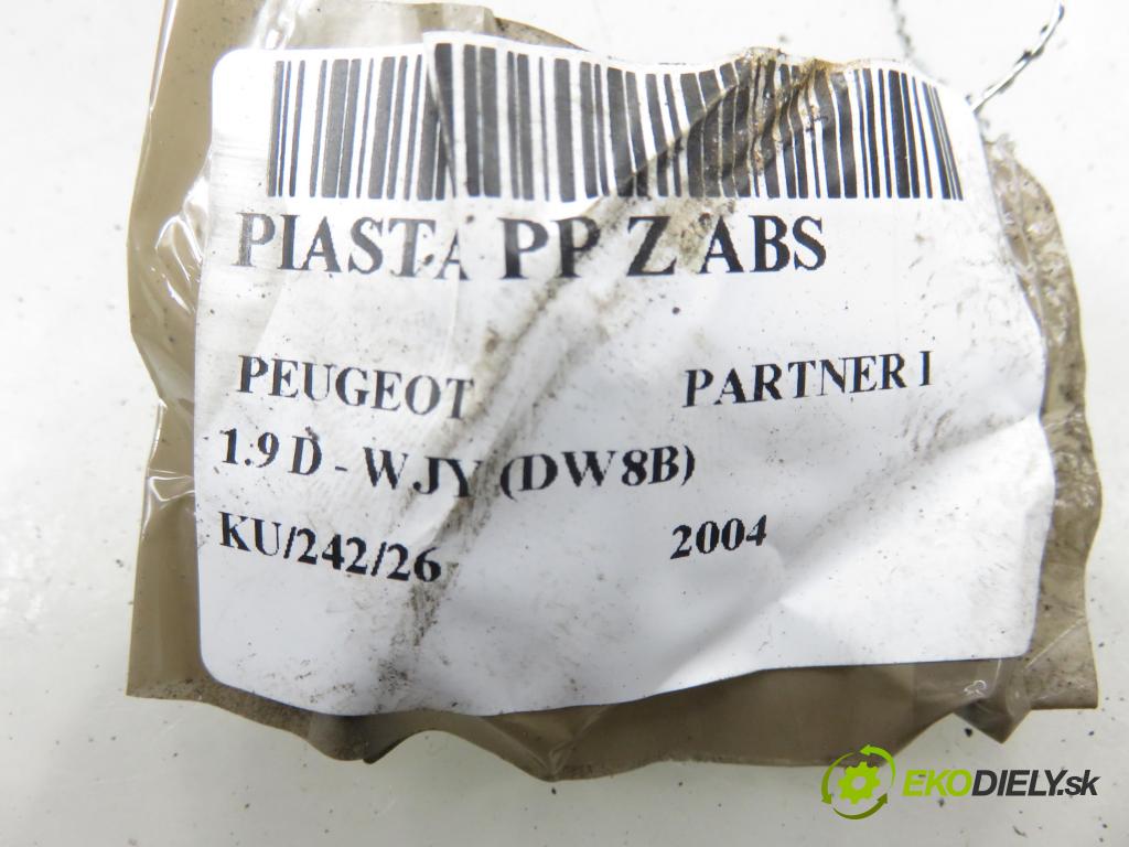 PEUGEOT PARTNER Combispace (5F) KOMBIVAN 2004 51,00 1.9 D - WJY (DW8B) 1868,00 náboj PP ABS