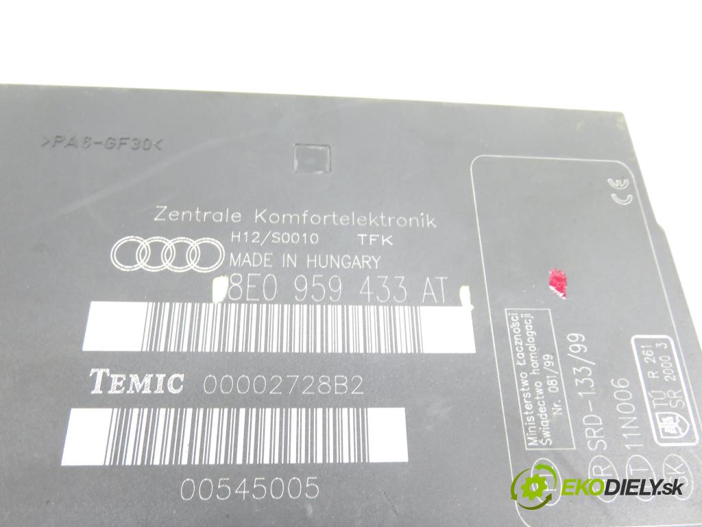 AUDI A4 (8E2, B6) SEDAN 2002 132,00 2.5 TDI V6 180 quattro - AKE 2496,00 MODUL komfortu 8E0959433AT
