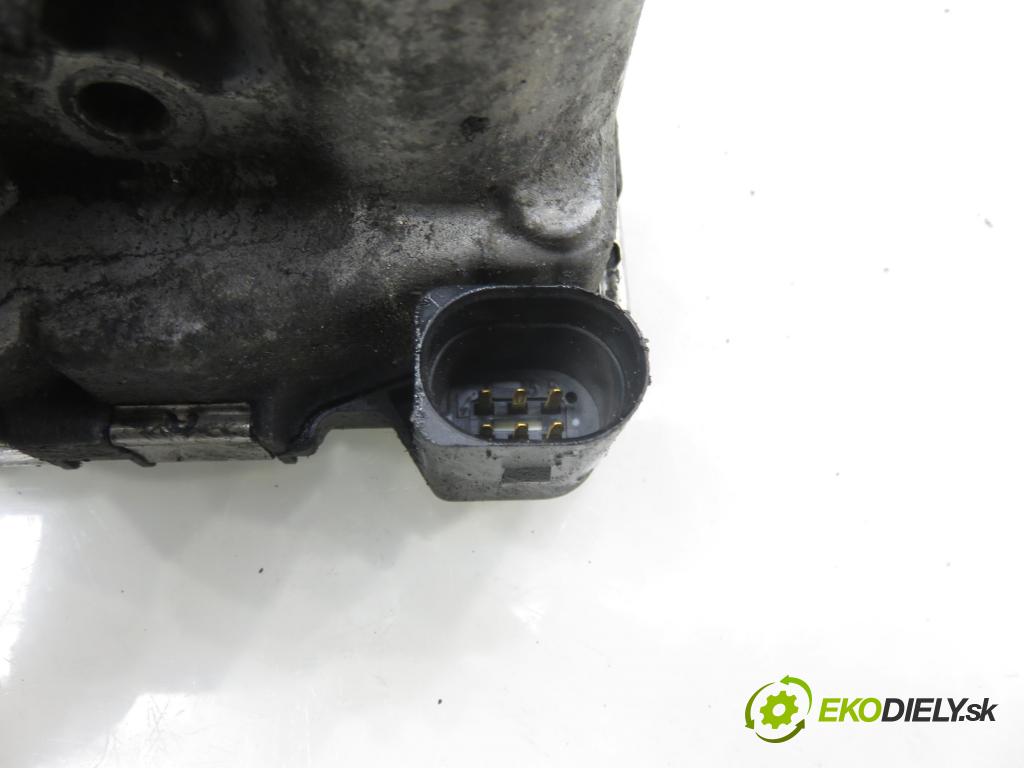 RENAULT TRAFIC II Skrzynia (FL) FURGON 2008 0,00 2.0 dCi 90 (FL0H) - M9R 782 1995,00 škrtíci klapka 8200330810E ; 8200330812 ; 0281002681 (Škrticí klapka)