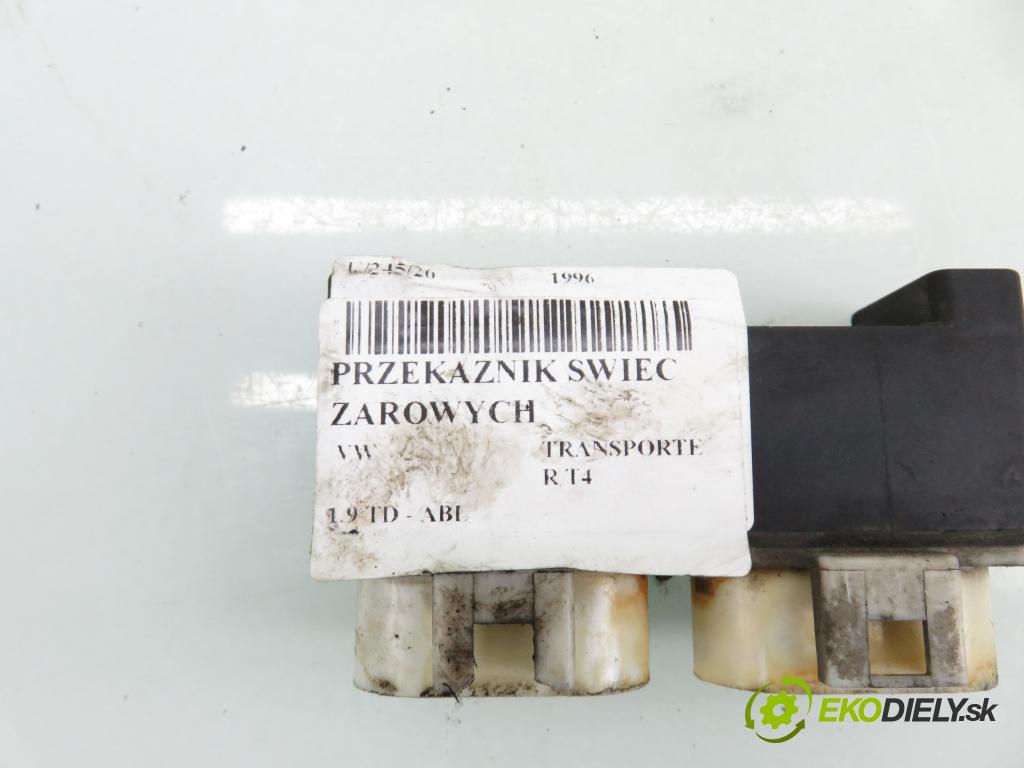 VW TRANSPORTER IV Autobus (70XB, 70XC, 7DB, 7DW, 7DK) BUS 1996 50,00 1.9 TD - ABL 1896,00 Riadiaca jednotka 701919506 ; 899978000