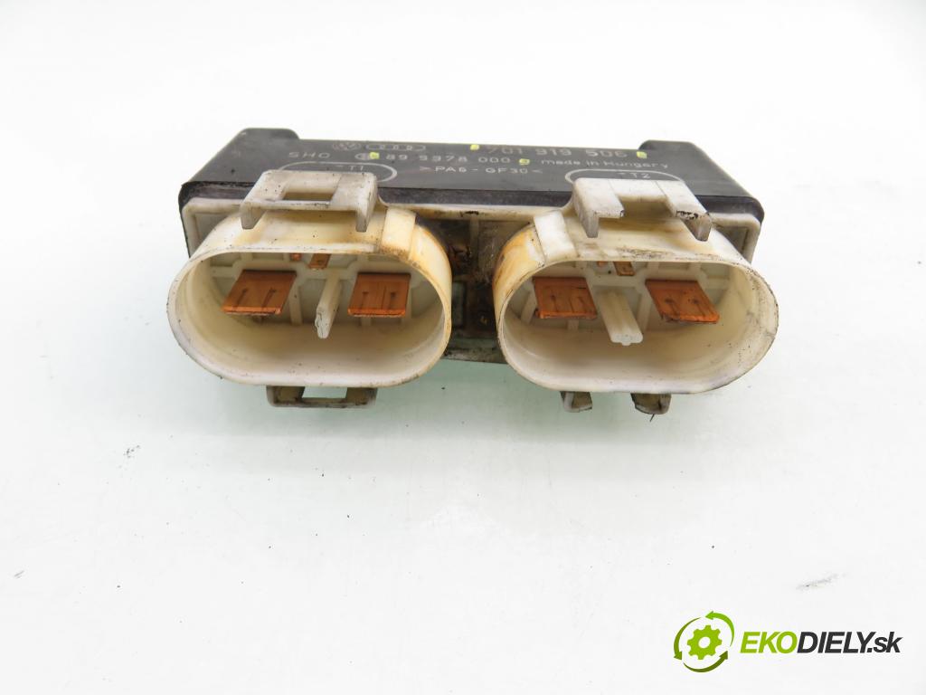 VW TRANSPORTER IV Autobus (70XB, 70XC, 7DB, 7DW, 7DK) BUS 1996 50,00 1.9 TD - ABL 1896,00 Riadiaca jednotka 701919506 ; 899978000