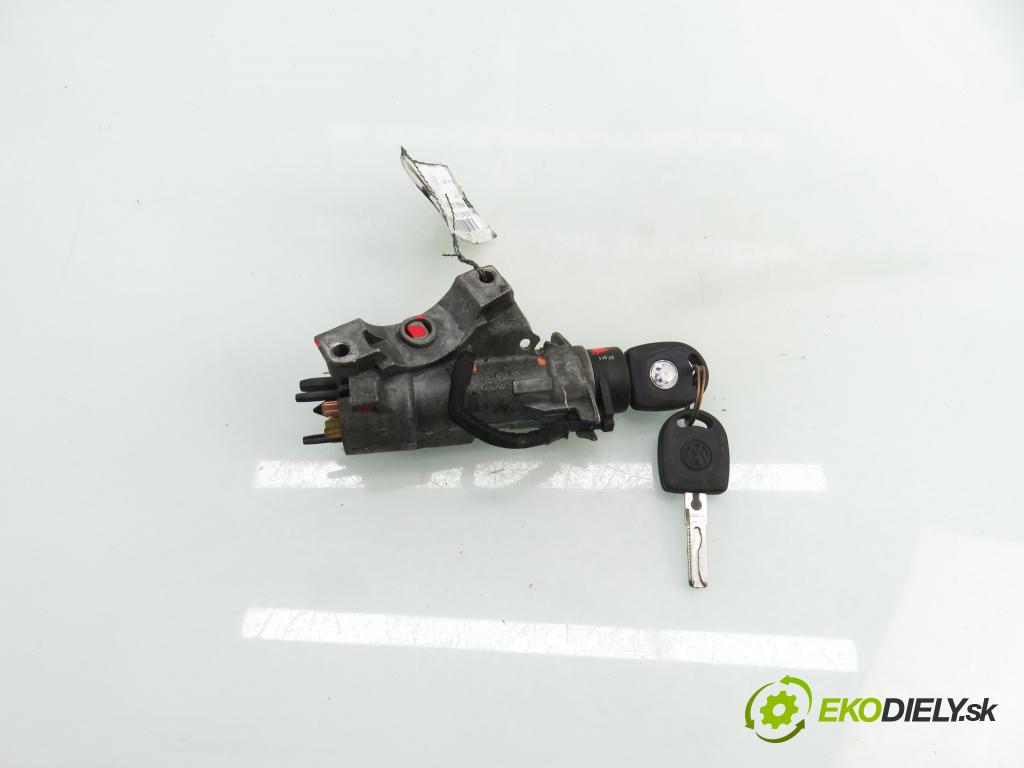 VW NEW BEETLE (9C1, 1C1) HB 2002 55,00 1.4 - BCA 1390,00 spinačka 4B0905851C (Spínacia skrinka)
