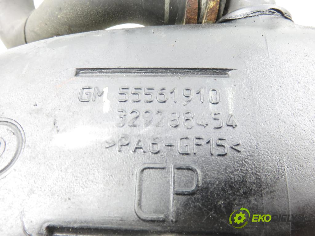 OPEL ZAFIRA B (A05) MINIVAN 2007 88,00 1.9 CDTI 8V 120 - Z 19 DT 1910,00 Rúra přívodu vzduchu 55561910