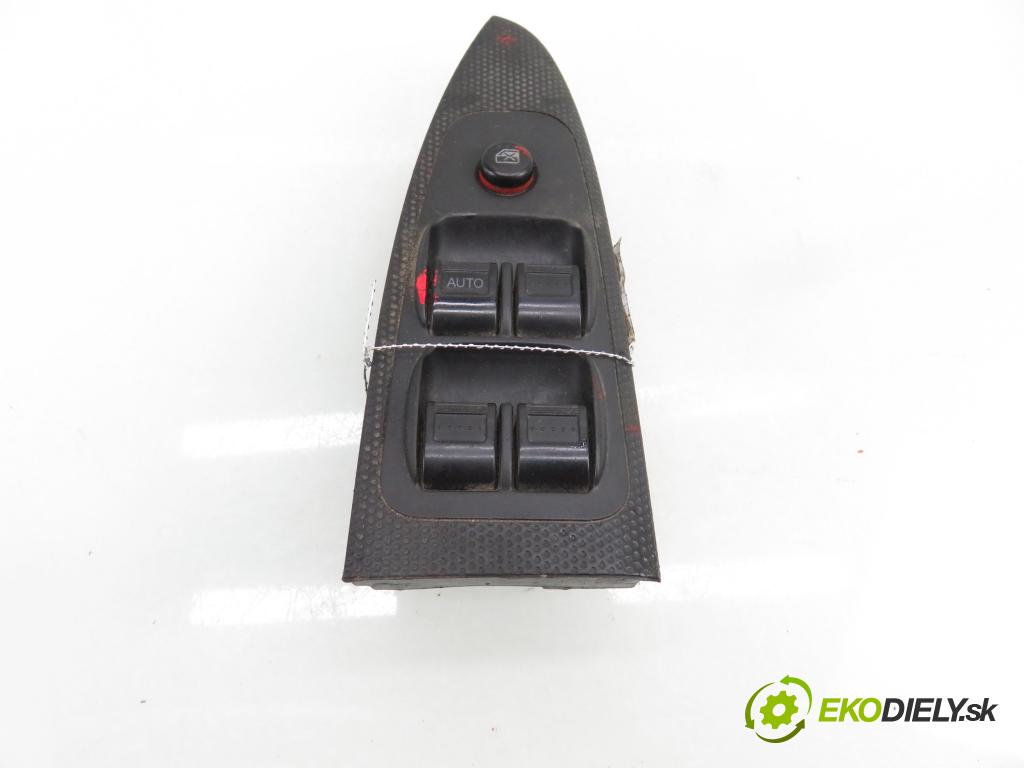 HONDA STREAM (RN) VAN 2001 92,00 1.7 16V (RN1) - D17A2 1668,00 Panel ovládaní oken