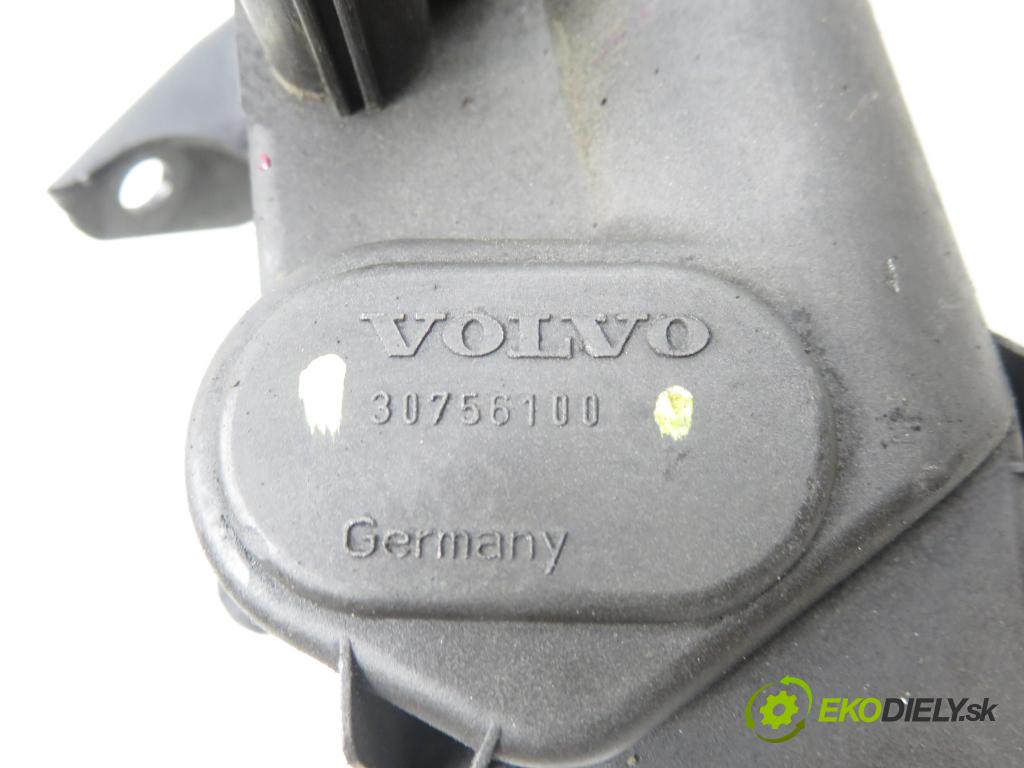 VOLVO V70 II SW (285) KOMBI 2007 136,00 2.4 D5 - D 5244 T4 2400,00 nastavovač svod, potrubí 30756100 (Motorek ostatní)