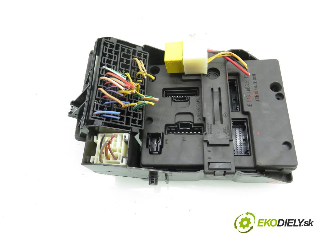 RENAULT SCENIC I (JA0/1_) MINIVAN 2001 79,00 1.6 - K4M 706 1598,00 MODUL BSI 8200029342B ; S108502610G