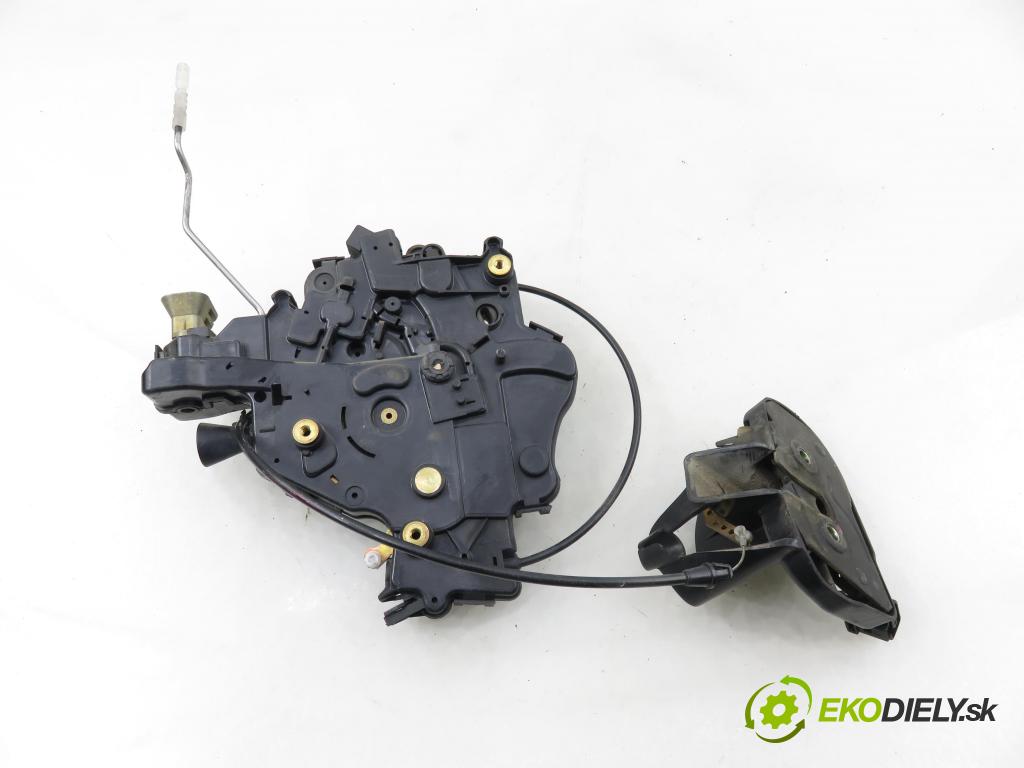 VW TRANSPORTER V Autobus (7HB, 7HJ, 7EB, 7EJ, 7EF, 7EG, 7HF, 7E BUS 2003 77,00 1.9 TDI - AXB 1896,00 zámok Dvere posúvne 7H0843654R