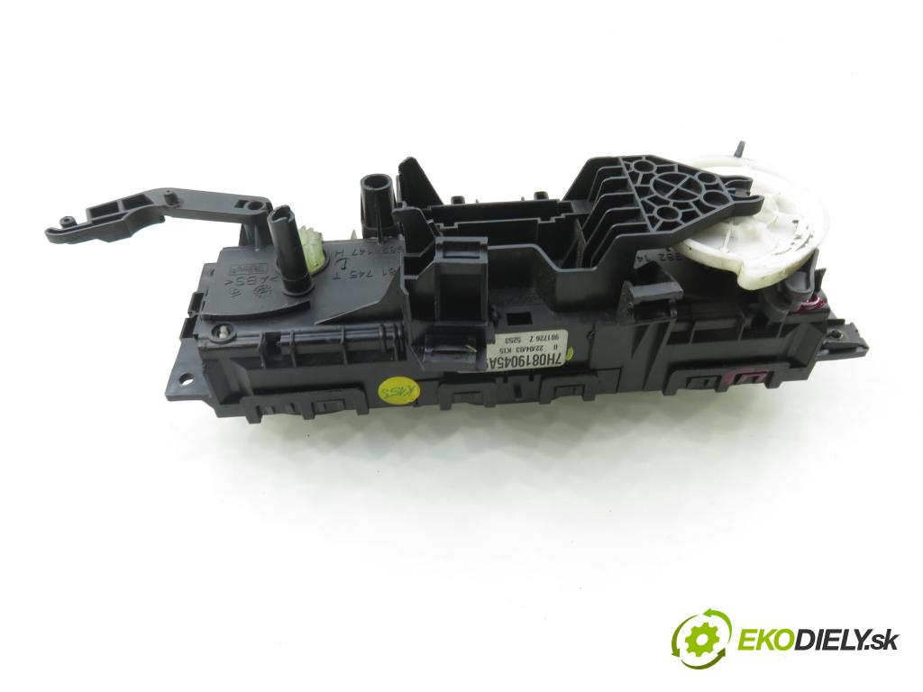 VW TRANSPORTER V Autobus (7HB, 7HJ, 7EB, 7EJ, 7EF, 7EG, 7HF, 7E BUS 2003 77,00 1.9 TDI - AXB 1896,00 Panel kúrenia 7H0819045A ; 7H0819045A9B9