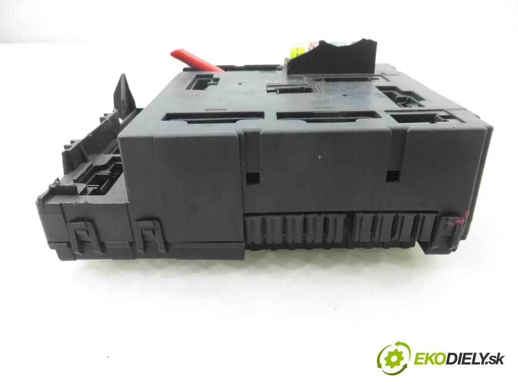 SMART FORTWO Coupe (450) HB 2004 37,00 0.7 (450.330) - M 160.920 698,00 MODUL BSI 0011868V011 ; 5WK45090
