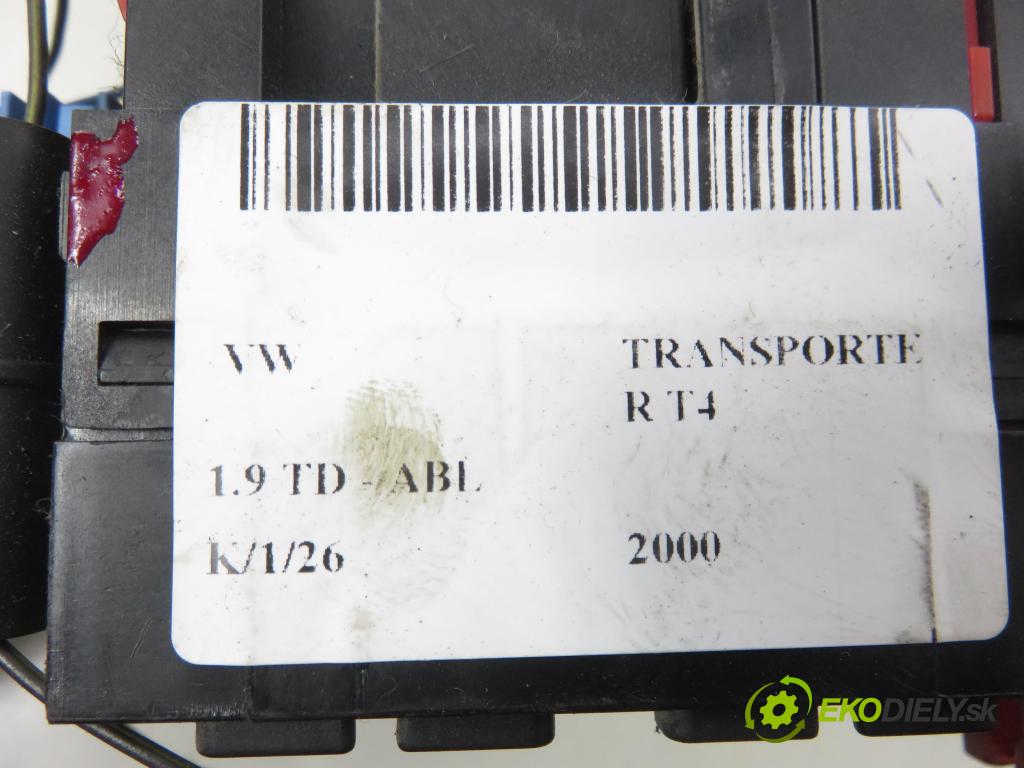 VW TRANSPORTER IV Skrzynia (70XA) BUS 2000 50,00 1.9 TD 68 - ABL 1896,00 Skrinka POJISTKY: 357937039