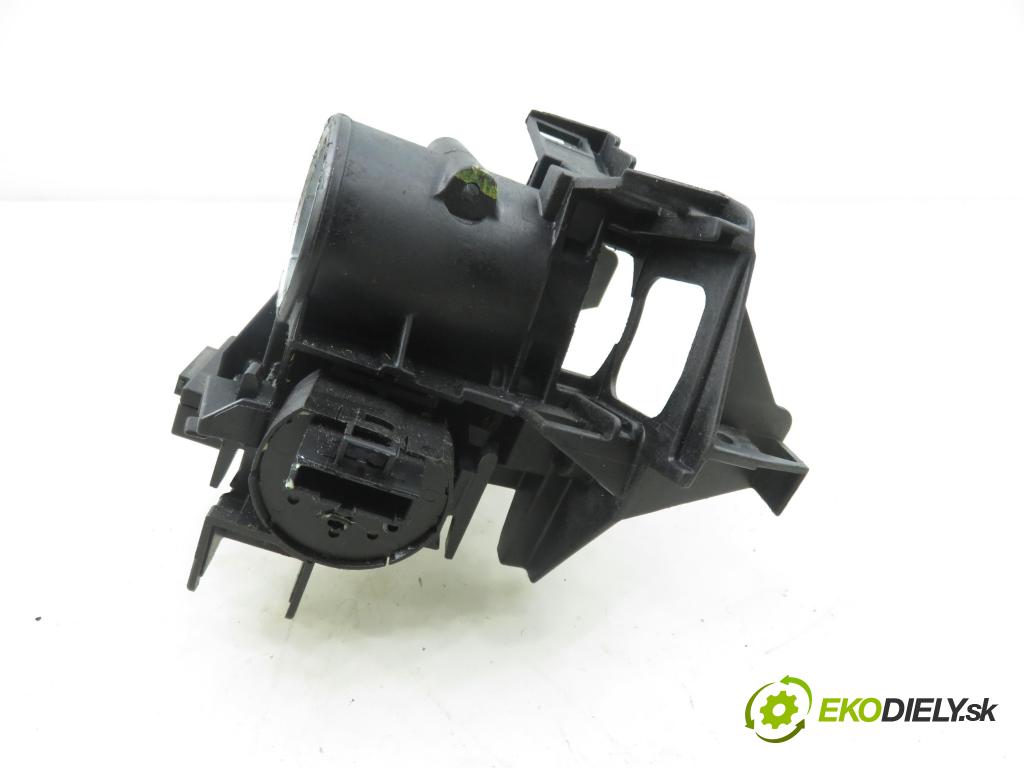 OPEL MERIVA A nadwozie wielkoprzestrzenne (MPV) (X03) HB 2003 77,00 1.6 16V 105 - Z 16 XEP 1598,00 spínačka 24445098 ; 5WK4763 (Spínací skříňka)