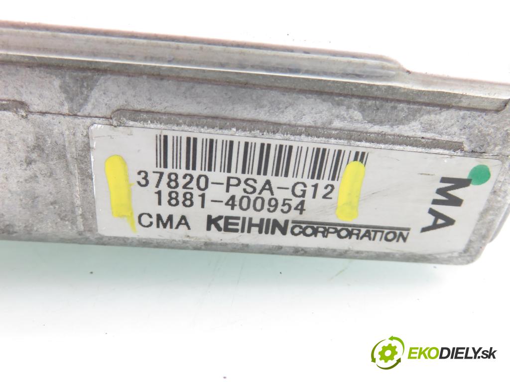 HONDA STREAM (RN) VAN 2001 92,00 1.7 16V (RN1) - D17A2 1668,00 řídící jednotka motora 37820PSAG12 ; 1881400954