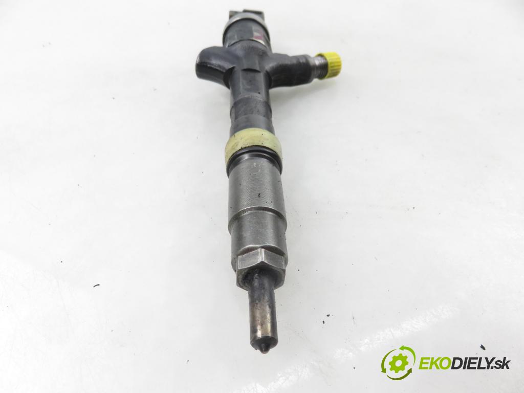 TOYOTA RAV 4 II (_A2_) SUV 2003 85,00 2.0 D-4D 4WD (CLA20_, CLA21_) - 1CD-FTV 1995,00 vstrekovač 2367027030 (Vstrekovač paliva)