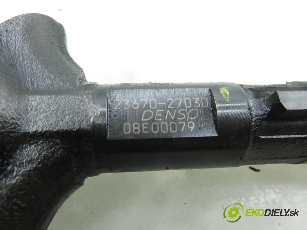 TOYOTA RAV 4 II (_A2_) SUV 2003 85,00 2.0 D-4D 4WD (CLA20_, CLA21_) - 1CD-FTV 1995,00 vstrekovač 2367027030 (Vstrekovač paliva)
