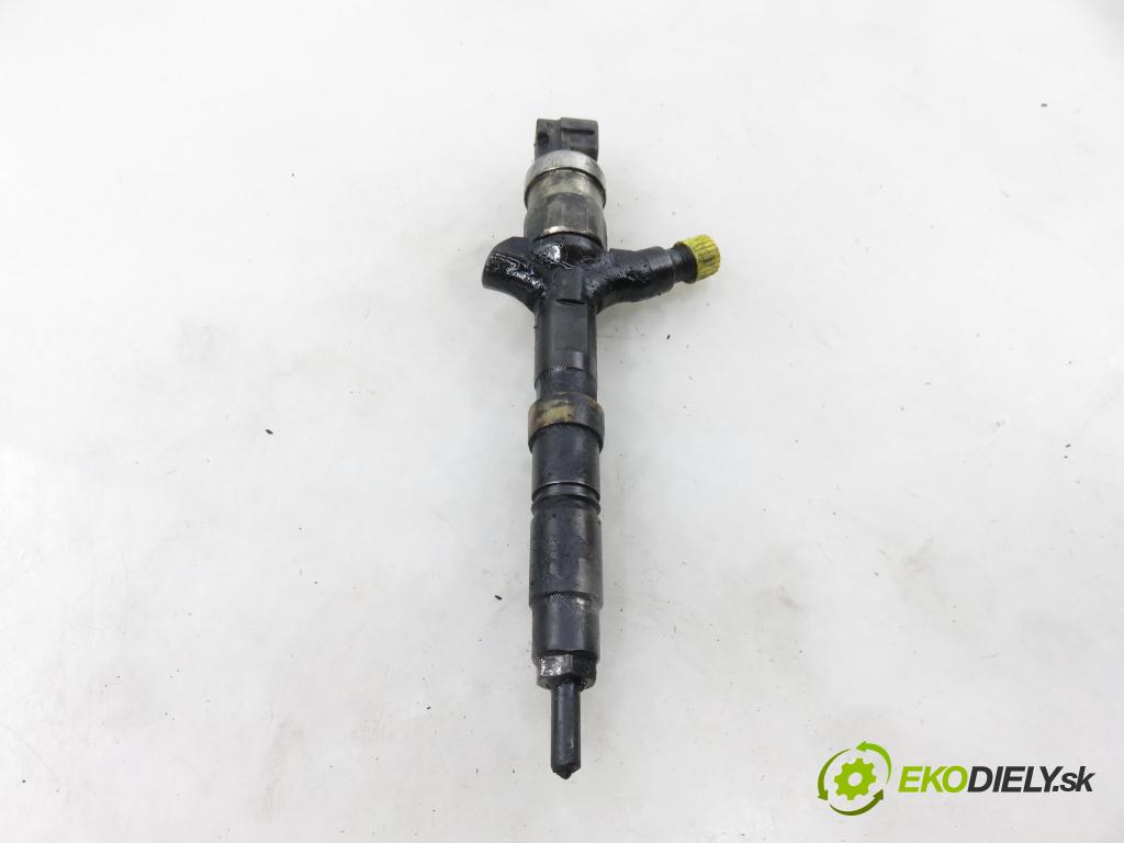 TOYOTA RAV 4 II (_A2_) SUV 2003 85,00 2.0 D-4D 4WD (CLA20_, CLA21_) - 1CD-FTV 1995,00 vstrekovač 2367027030 (Vstrekovač paliva)