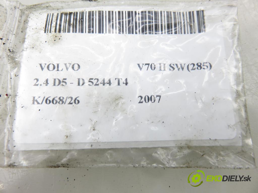 VOLVO V70 II SW (285) KOMBI 2007 136,00 2.4 D5 - D 5244 T4 2400,00 vstrekovač 0445110251 ; 30750283 (Vstrekovač paliva)