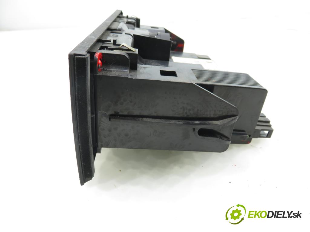 AUDI A3 (8L1) HB 2001 96,00 1.9 TDI - ASZ 1896,00 Panel topení KLIMATRONIK 8L0820043H ; 5HB00818410