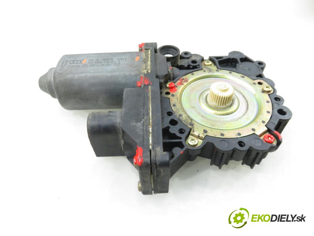 AUDI A3 (8L1) HB 2001 96,00 1.9 TDI - ASZ 1896,00 motorek sťahovaní oken LP 8L4959801C