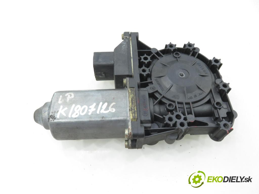 AUDI A3 (8L1) HB 2001 96,00 1.9 TDI - ASZ 1896,00 motorek sťahovaní oken LP 8L4959801C
