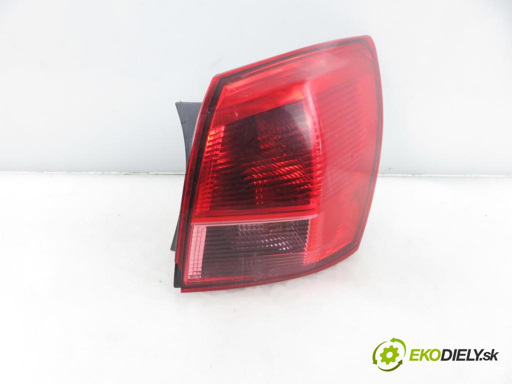 NISSAN QASHQAI / QASHQAI +2 I (J10, JJ10) CROSSOVER 2007 104,00 2.0 AWD 141 - MR20DE 1997,00 světlo pravé zadní 