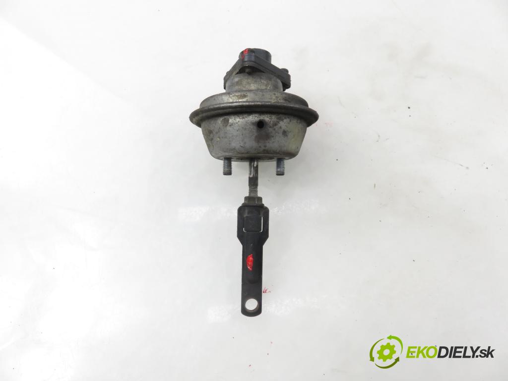 FORD MONDEO IV Turnier (BA7) KOMBI 2010 103,00 2.0 TDCi - QXBB 1997,00 nastavovač turba 72429018 (Motorek ostatní)