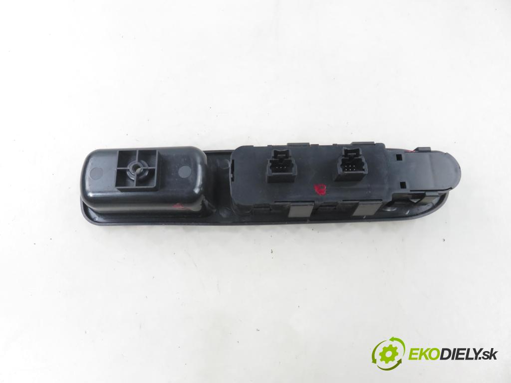 PEUGEOT 307 SW (3H) KOMBI 2003 100,00 2.0 HDi 135 - RHR (DW10BTED4) 1997,00 Panel ovládaní oken