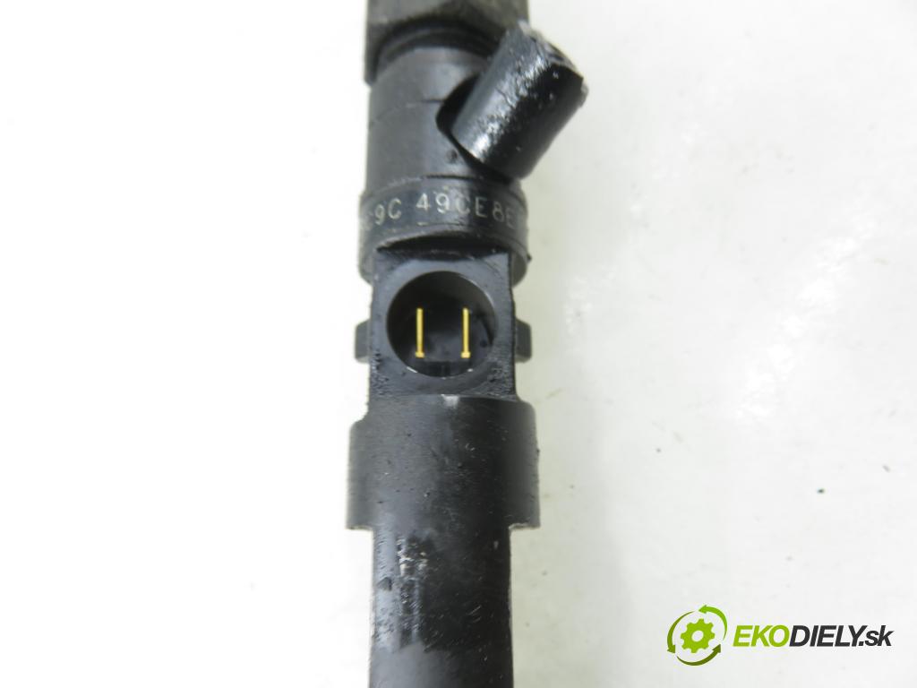 RENAULT KANGOO (KC0/1_) KOMBIVAN 2008 50,00 1.5 dCi - K9K 714 1461,00 vstrekovač 8200421897 ; 8200815416 ; EJBR05102D (Vstrekovač paliva)