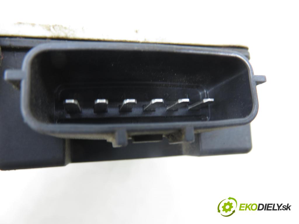 RENAULT MASTER III Platforma / podwozie (EV, HV, UV) KABINA/PLATFORMA 2017 120,00 2.3 dCi 165 FWD - M9T 702 2298,00 Riadiaca jednotka pumpy 0261100001 ; 1691078993R
