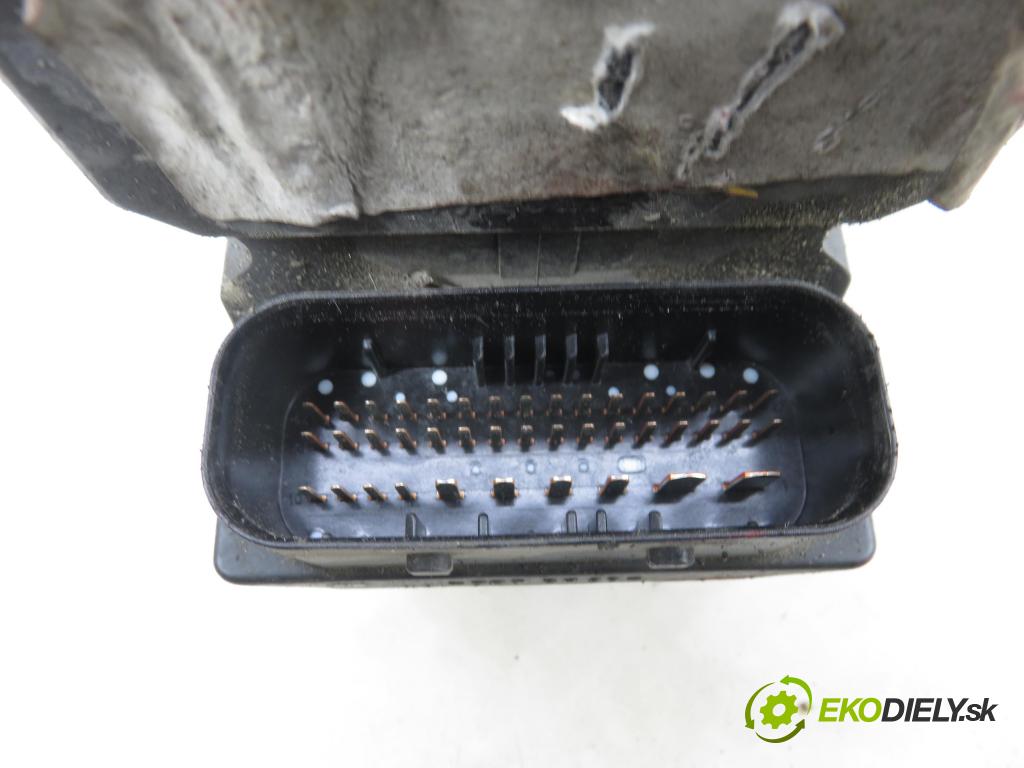 RENAULT SCENIC I (JA0/1_) MINIVAN 2001 79,00 1.6 - K4M 706 1598,00 pumpa ABS 0265950046 ; 0265226107 ; 8200090690 (Pumpa ABS)