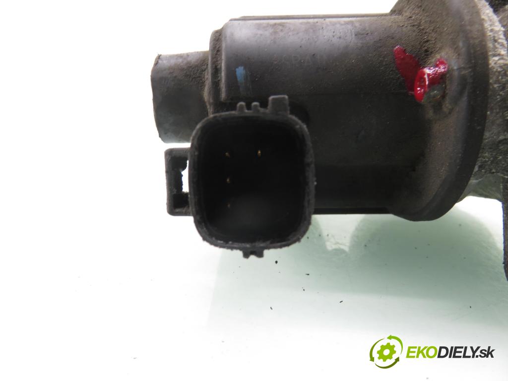 VOLVO V70 II SW (285) KOMBI 2007 136,00 2.4 D5 - D 5244 T4 2400,00 VENTIL: EGR 700555060