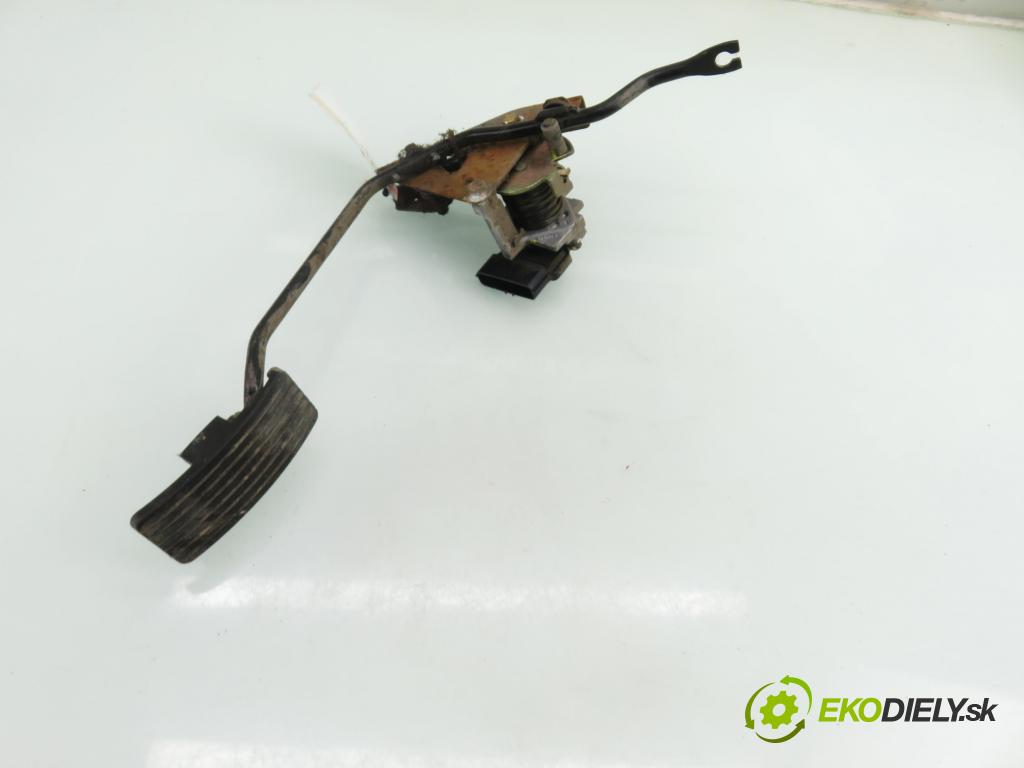 MITSUBISHI PAJERO PININ (H6_W, H7_W) TERENOWY 2000 88,00 1.8 GDI (H66W, H76W) - 4G93 (GDI) 1834,00 potenciometr plynového pedálu ASA66011 (Potenciometr plynového pedálu)