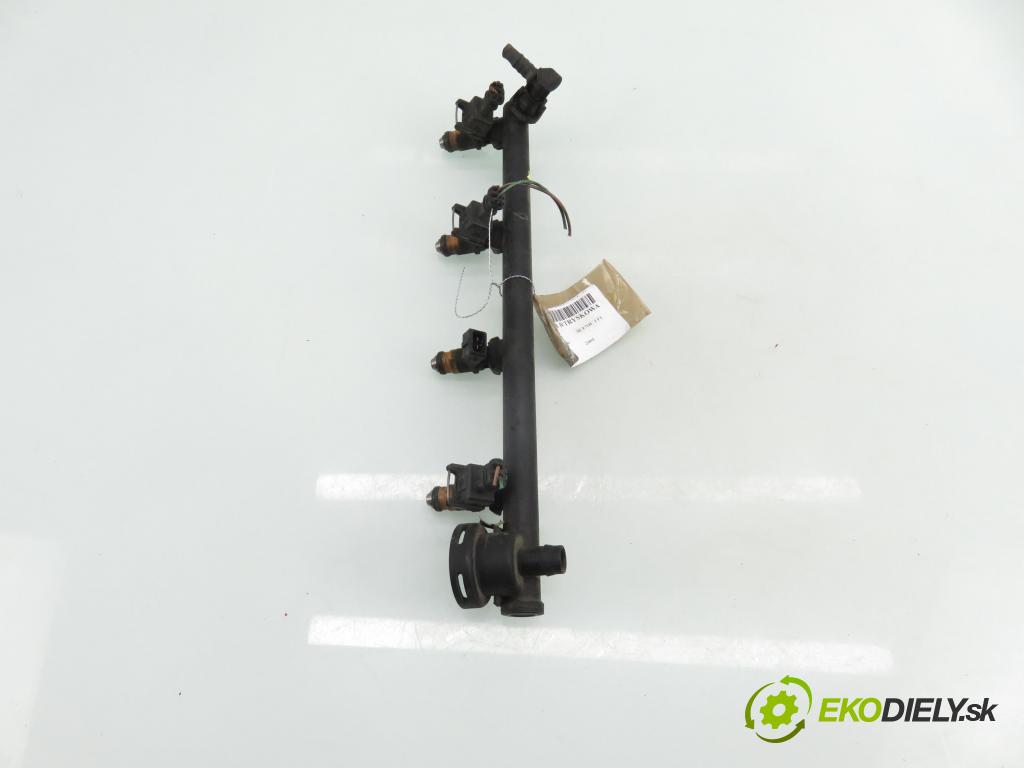 RENAULT SCENIC I (JA0/1_) MINIVAN 2001 79,00 1.6 - K4M 706 1598,00 Lišta vstrekovacia 7700112519 ; H029611 ; ITGM60 (Vstrekovacia lišta)