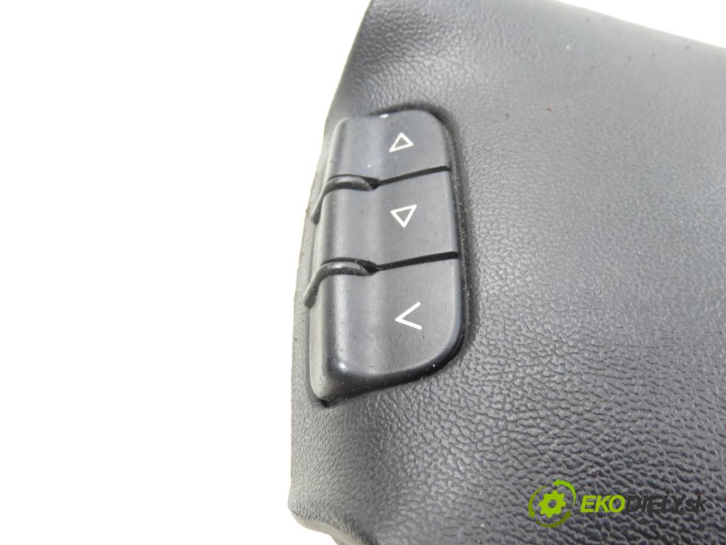 AUDI A4 (8E2, B6) SEDAN 2002 132,00 2.5 TDI V6 180 quattro - AKE 2496,00 AirBag air BAG volantu