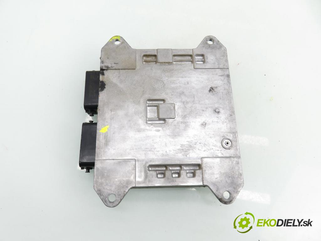 MAZDA 5 (CR19) MINIVAN 2005 107,00 2 - LFF7 1999,00 Riadiaca jednotka Motor E6T53975H1 ; 57160009