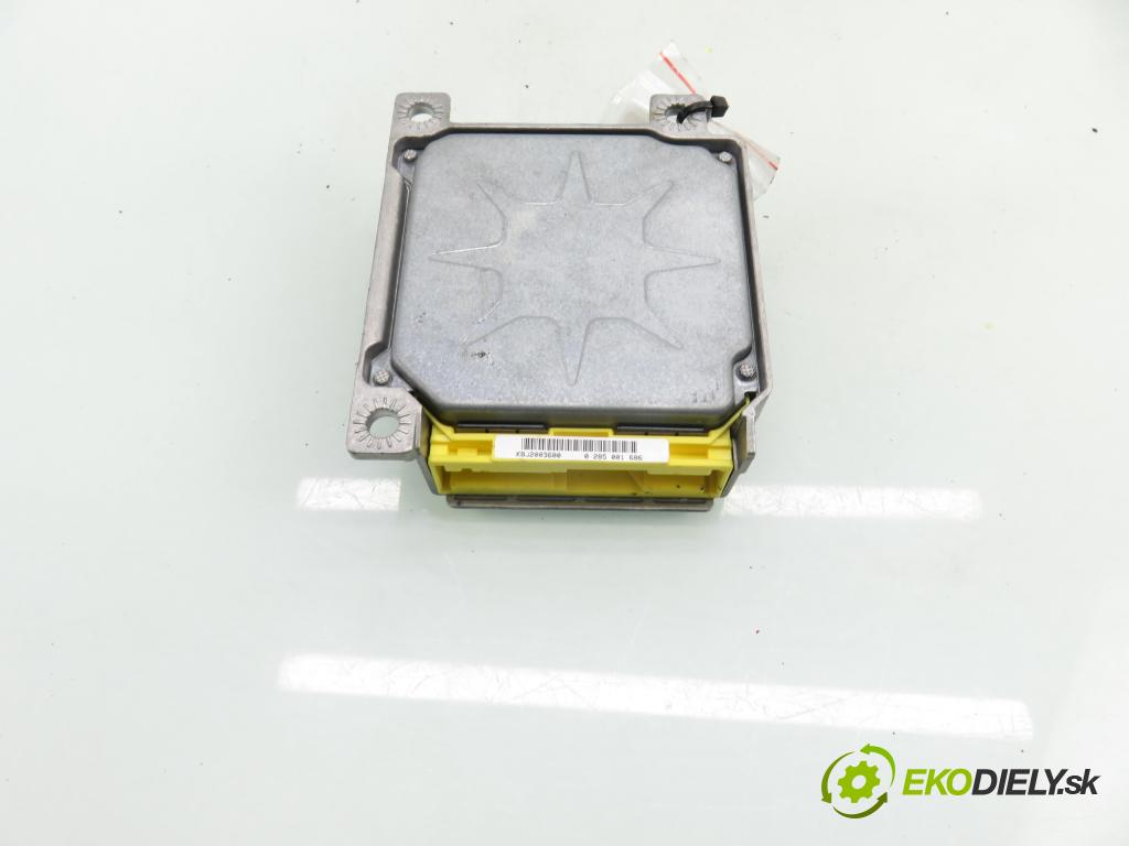 MITSUBISHI COLT VI (Z3_A, Z2_A) HB 2005 80,00 1.5 - 109 4A91 1499,00 MODUL air BAG MR587757