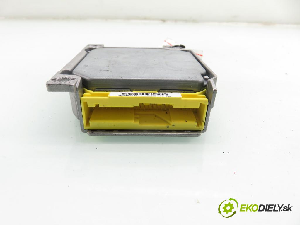 MITSUBISHI COLT VI (Z3_A, Z2_A) HB 2005 80,00 1.5 - 109 4A91 1499,00 MODUL air BAG MR587757