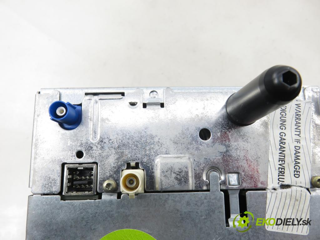 OPEL ASTRA H Kombi (A04) KOMBI 2006 77,00 1.6 - Z 16 XE1 1598,00 RADIO 13188465 ; 383555646