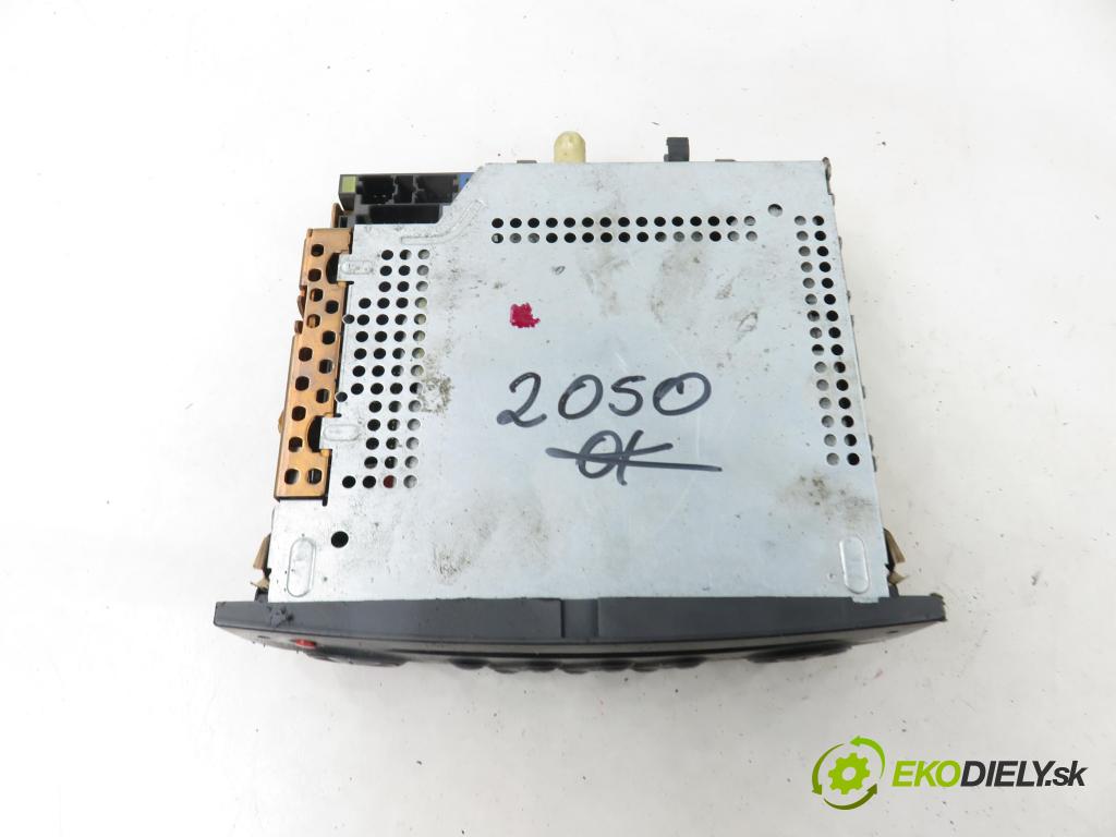 RENAULT SCENIC II (JM0/1_) MINIVAN 2003 88,00 1.9 dCi 120 - F9Q 812 1870,00 RADIO CD 8200300858