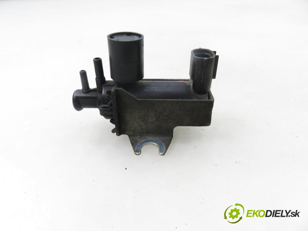 TOYOTA YARIS (_P1_) HB 2004 55,00 1.4 D-4D (NLP10_) - 1ND-TV 1364,00 ELEKTROVENTIL: VAKUUM: 2581933010 ; 1397000790