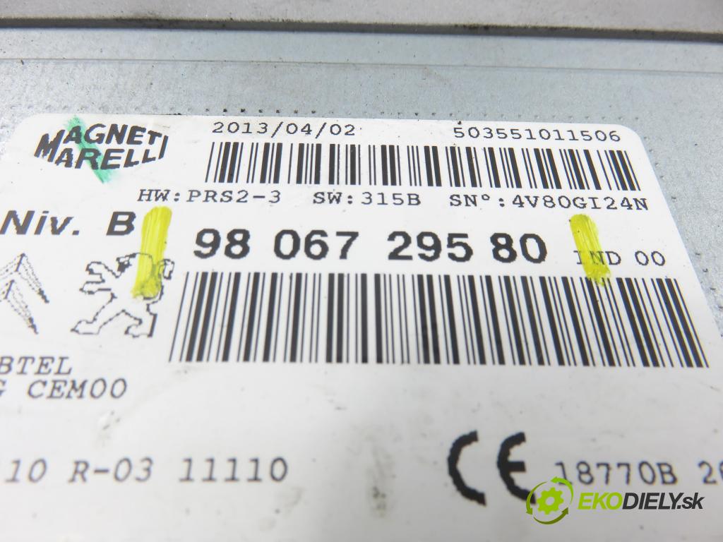 PEUGEOT 208 I (CA_, CC_) HB 2013 88,00 1.6 - 5FS (EP6C) 1598,00 RADIO 9806729580