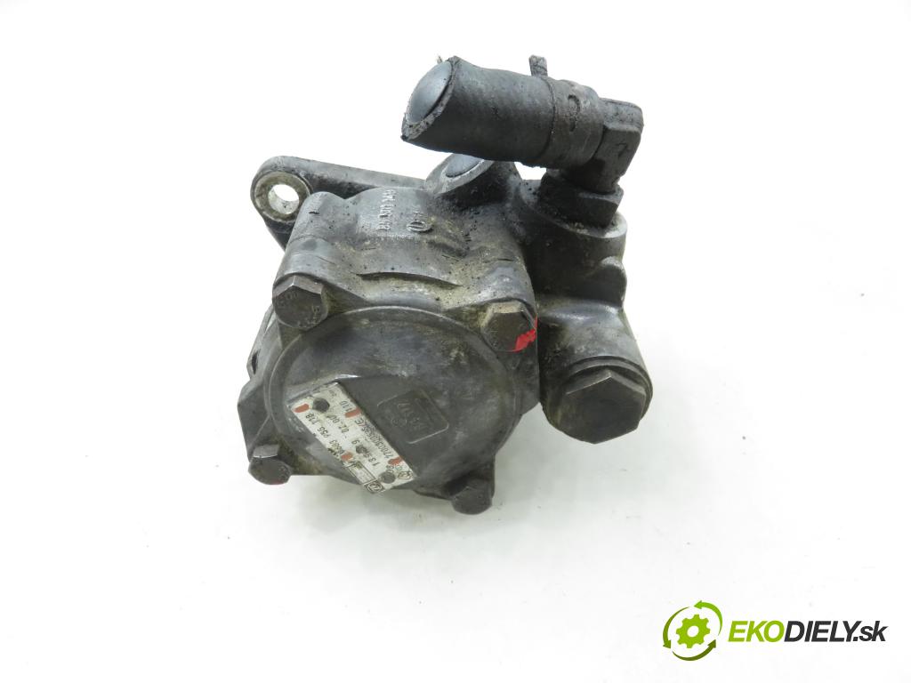 RENAULT MASTER II Platforma / podwozie (ED/HD/UD) KABINA/PLATFORMA 2000 59,00 2.5 D - S8U 770 2499,00 pumpa servočerpadlo 7700300535E ; 7683955118 (Servočerpadlo)
