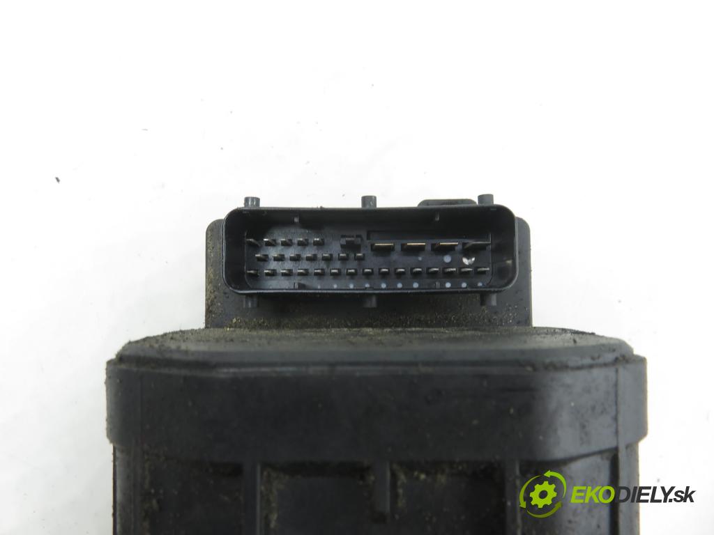 PEUGEOT 307 (3A/C) HB 2001 66,00 2.0 HDi 90 - RHY (DW10TD) 1997,00 Pumpa ABS 0273004562 ; 9643777980 ; 0265216757 (Pumpa ABS)