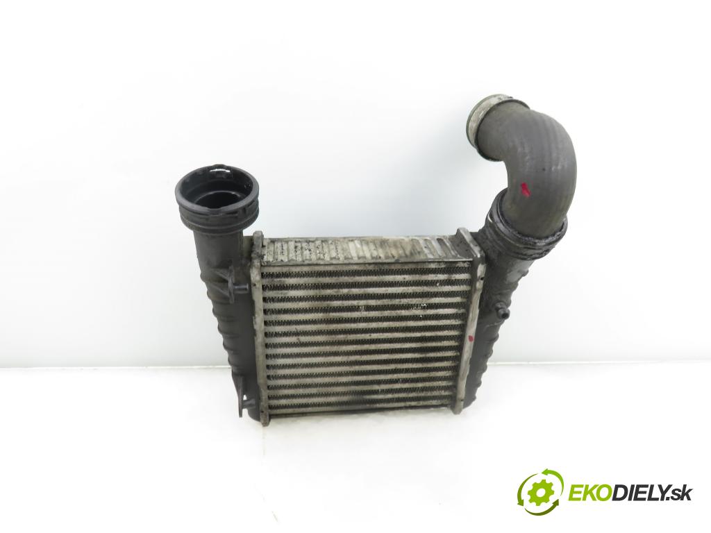 VW PASSAT B5.5 (3B3) SEDAN 2001 96,00 1.9 TDI 4motion - AVF 1896,00 chladič intercooler 8D0145805C